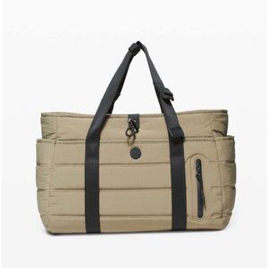 Lululemon Dash All Day Duffel